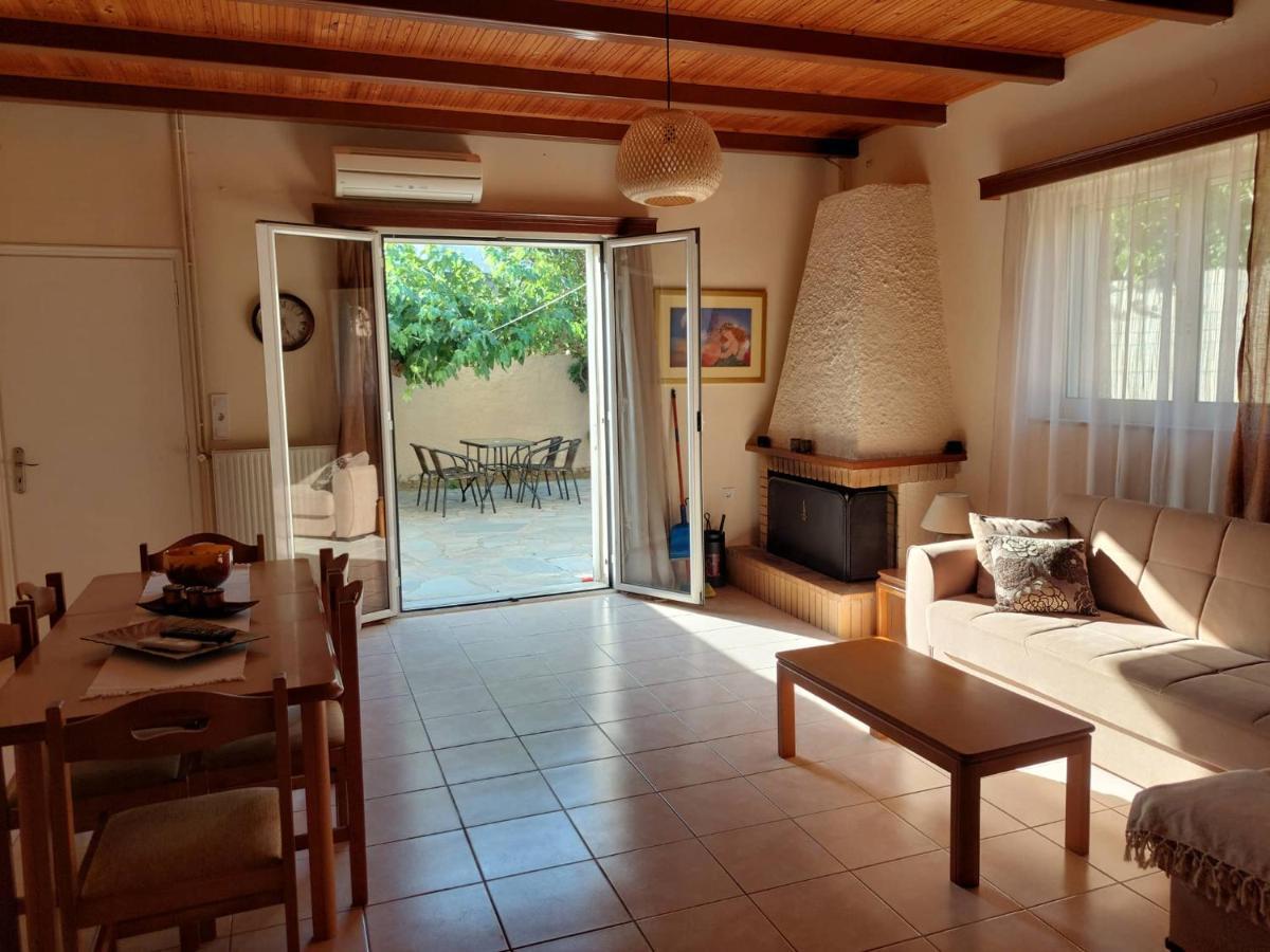 Anna'S House Villa Anavyssos Bagian luar foto